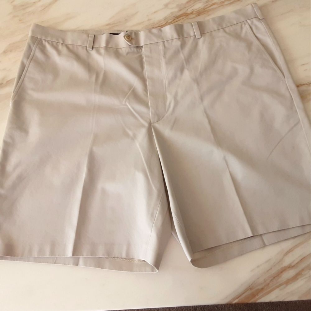 NORDSTROM SMART CARE 100% COTTON KHAKI SHORT SZ 46W